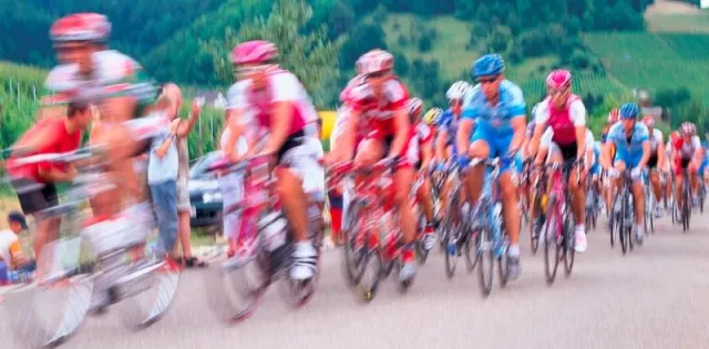 Bild: Neue Gesäßcreme: ilon® Protect-Salbe pflegt & schützt die Haut vor reibungsbedingten Sitz- & Druckbeschwerden