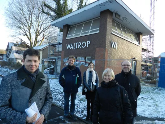 Bild: Medienhaus Waltrop funktioniert altes Stellwerk am Bahnhof Waltrop zu neuem Firmensitz um