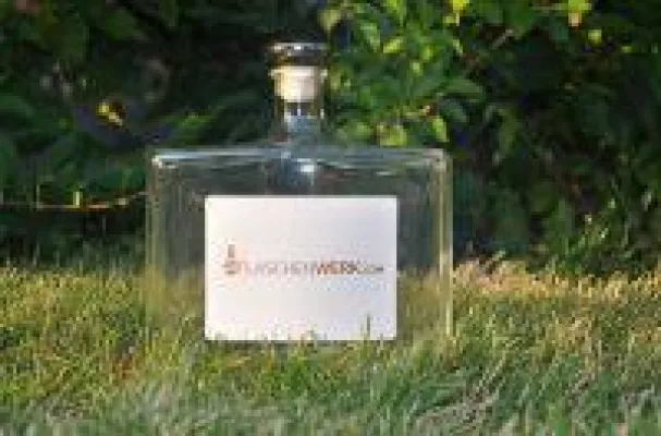 Bild: Persönliche Spirituosenflaschen für Individualisten