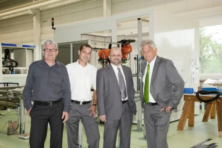 Bild: futronic baut Partnerschaft mit KTW aus