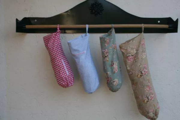 Bild: Gib Tüten ein Zuhause und mir meine Ordnung. Mit Tütenspendern von Home & Fruit Company