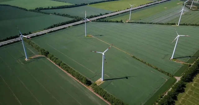 Bild: Qualitas Energy entwickelt 12 Windparks mit lokalem Partner in Süddeutschland 