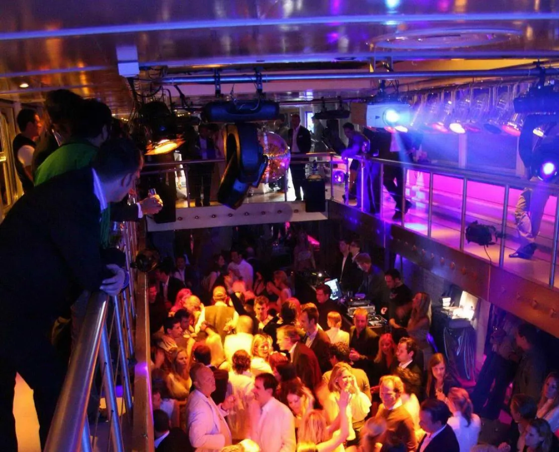 Eröffnung der Pure-liner in Köln