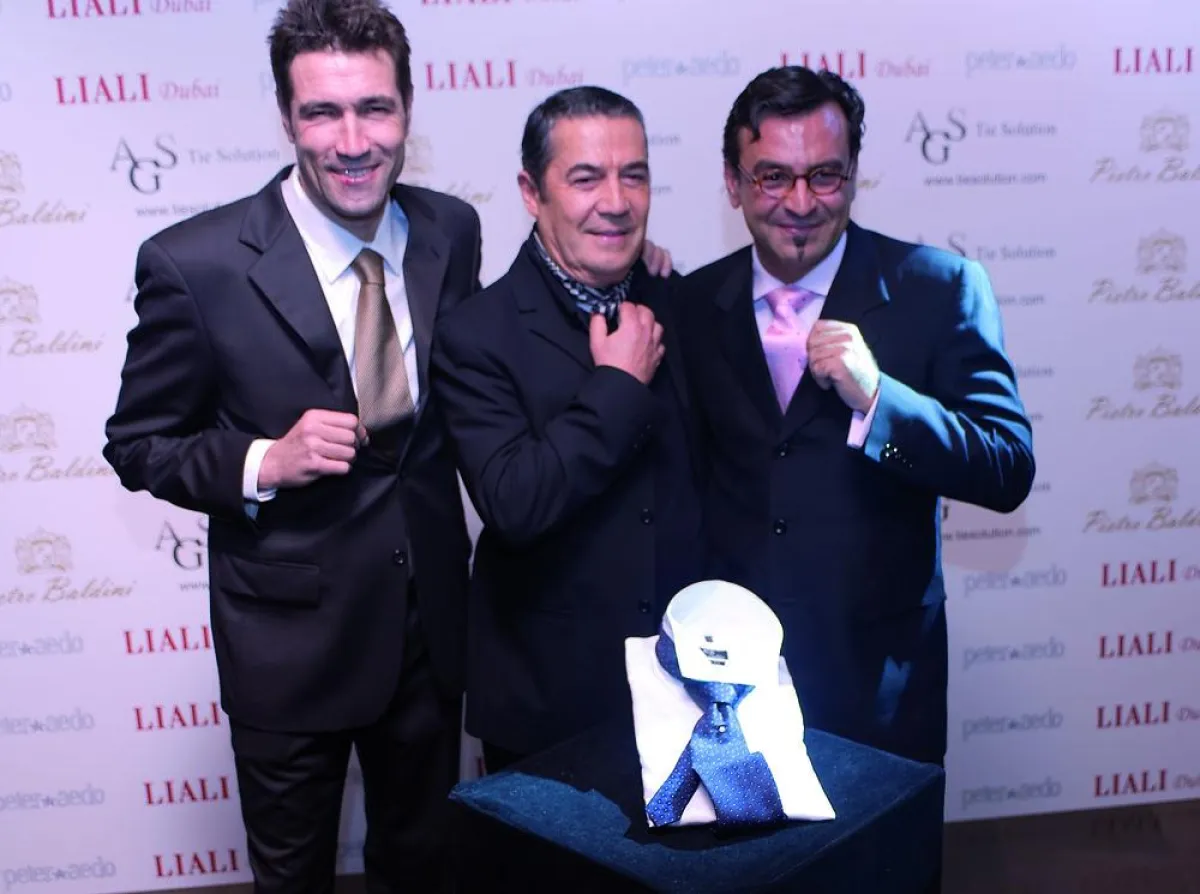 JULIO SALINAS - ANTONIO GEA - PETER AEDO