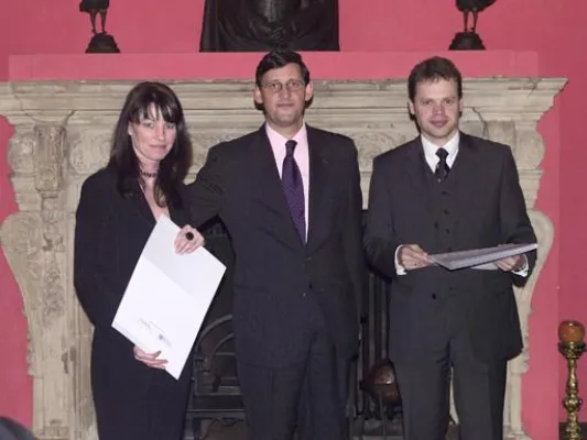 Bild: LUMEA – erster Studiengang speziell für Friseure. Patricia Normann gehört zu den ersten Absolventen