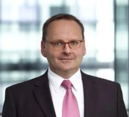 Bild: ING-DiBa-Kommunikator Ulrich Ott unterstützt Master-Programm „PR und Integrierte Kommunikation“