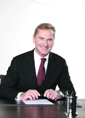 Dr. Josef L. Kastenberger mit dem Ehrenpreis der Münchner Wirtschaft ausgezeichnet Bild: Dr. Josef L. Kastenberger mit dem Ehrenpreis der Münchner Wirtschaft ausgezeichnet