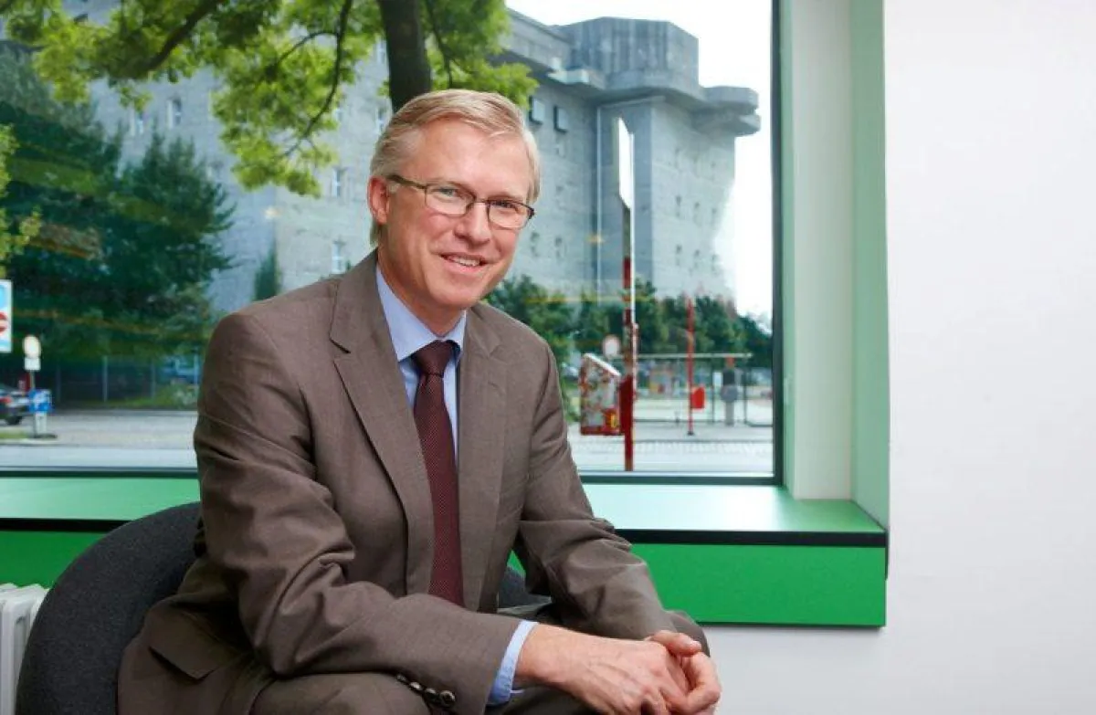 Roland Keppler, Vorsitzender der Geschäftsführung von Europcar Deutschland, in der neuen Europcar Station in St. Pauli