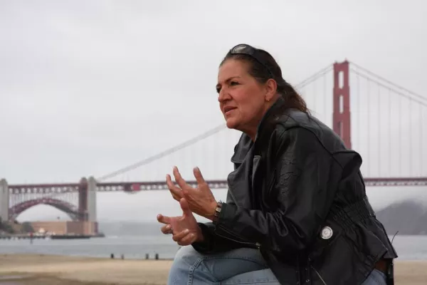 Bild: Katy Karrenbauer für den NDR mit der Harley durch Californien