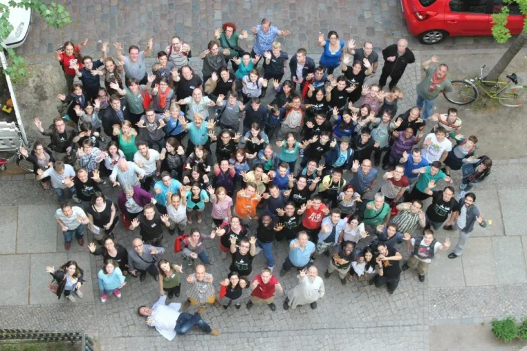 350 Teilnehmer aus aller Welt beim "Polyglot Gathering", Berlin, 1. - 4.Mai 2015 Bild: 350 Teilnehmer aus aller Welt beim "Polyglot Gathering", Berlin, 1. - 4.Mai 2015