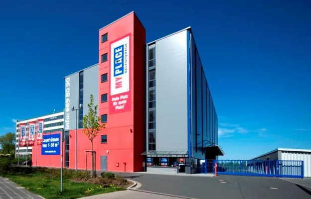 Bild: Trennungsschmerz beim Frühjahrsputz? MyPlace-SelfStorage bietet mehr als 8.500m2 für große und kleine Schätze