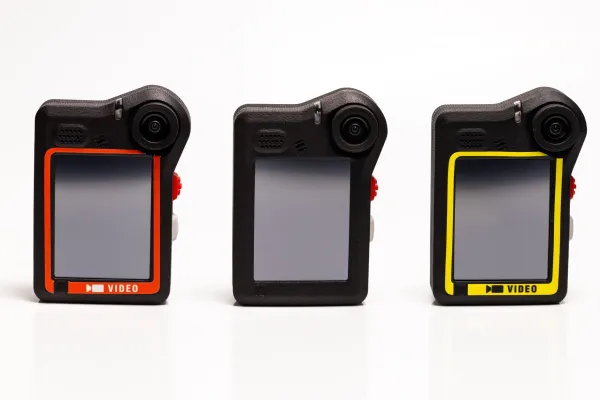 Bild: Lithium-Akkus unter Kontrolle: Wie ein Harzer Mittelständler Akkusicherheit bei Bodycams gewährleistet