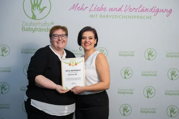 Bild: Kindergebärden als Entlastung im Kita-Alltag: Heilpädagogin startet Fortbildungsreihe im Kreis Steinfurt