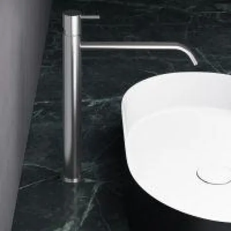 Bild: VALLONE präsentiert neue Armaturendesigns auf der IMM Cologne 2018