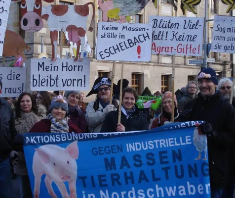 Bild: 2. Donauwörther Demo gegen Tierfabriken a´la Straathof, Wiesenhof und Co.