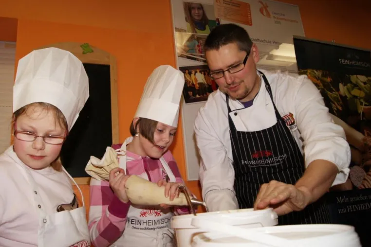 Viele kleine Köche „verfeinern den Brei“ Bild: Viele kleine Köche „verfeinern den Brei“