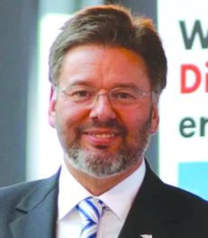 Die ServiceSchule geht an den Start - Kundenbetreuung in Bestform als Chance für den Mittelstand Bild: Die ServiceSchule geht an den Start - Kundenbetreuung in Bestform als Chance für den Mittelstand