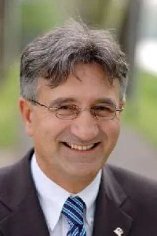 Bild: Axima Deutschland stärkt Elektrokompetenz in der Region Süd