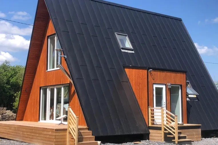 Bild: Ein Traumhaus mit Holz und Klarheit