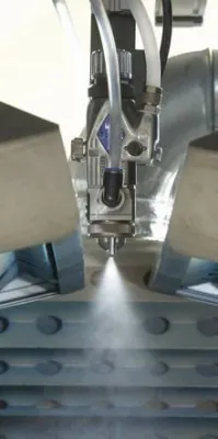 Bild: CONTAG mit modernster Lötstopp-Lackieranlage Europas