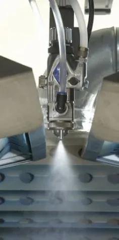 Bild: CONTAG mit modernster Lötstopp-Lackieranlage Europas