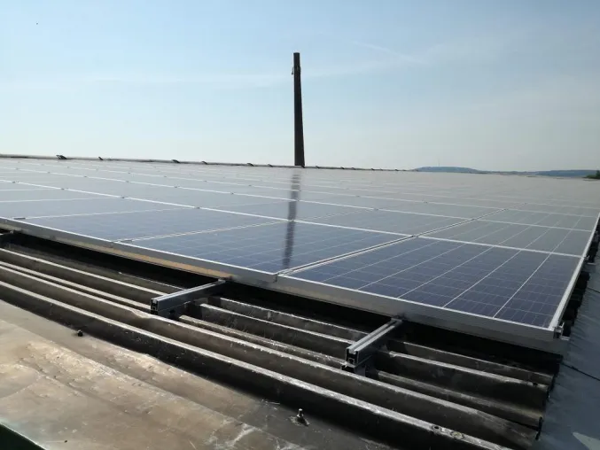 Bild: Erstes Photovoltaik Großprojekt der Sun Contracting AG in Deutschland nimmt den Betrieb auf