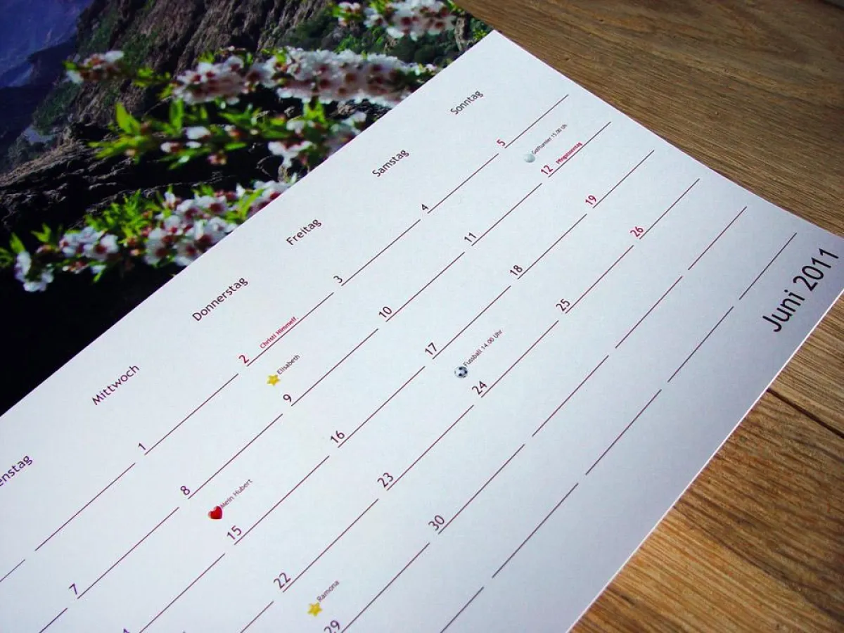 Termine direkt ins Kalendarium eintragen auf www.fotokalender.com