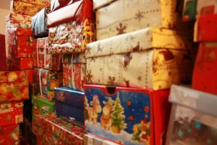 Bild: 549.124 Geschenk-Päckchen für Kinder in Not