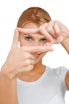 Bild: Ratgeber „Vergrößernde Sehhilfen in der augenärztlichen Praxis“