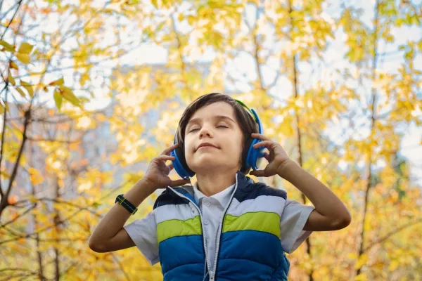 Bild: Meditations- und Schlaf-App Aumio: Kostenlose Unterstützung und Prävention für mentale Gesundheit von Kindern