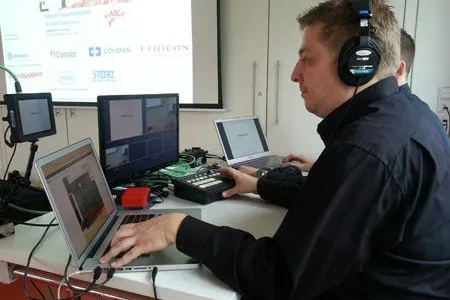 Facharztweiterbildung als Livestream Bild: Facharztweiterbildung als Livestream