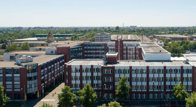 Bild: Düsseldorf: DIC Asset AG vermietet über Aengevelt 12.500 m² Bürofläche an Öffentliche Hand.