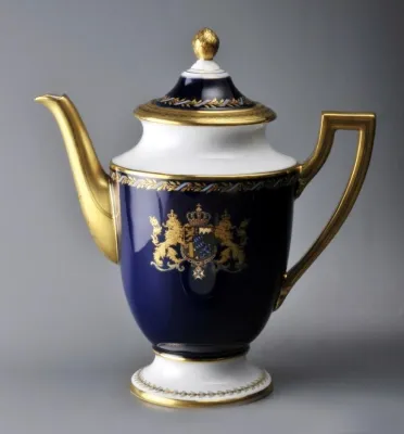 Bild: Jahrtausendealte Kunst im Fichtelgebirge: Porzellanmalkurse mit Koryphäe Hans Bauer