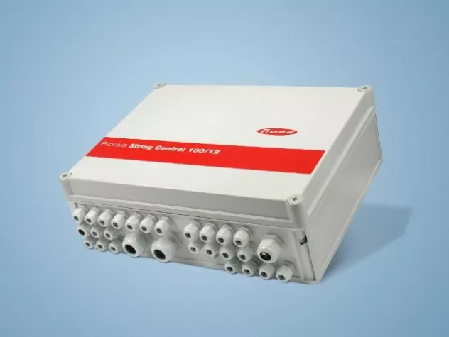 Neue Strangüberwachung Fronius String Control 100/12 Bild: Neue Strangüberwachung Fronius String Control 100/12