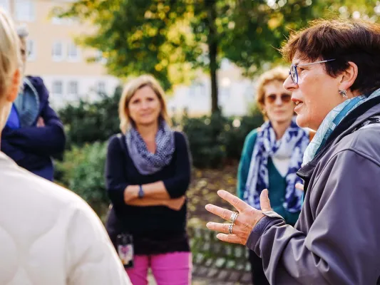 Stadtführung zum Weltfrauentag Bild: Stadtführung zum Weltfrauentag