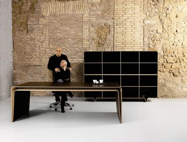 Bild: Mumbai – Symbiose aus Holz und Stahl