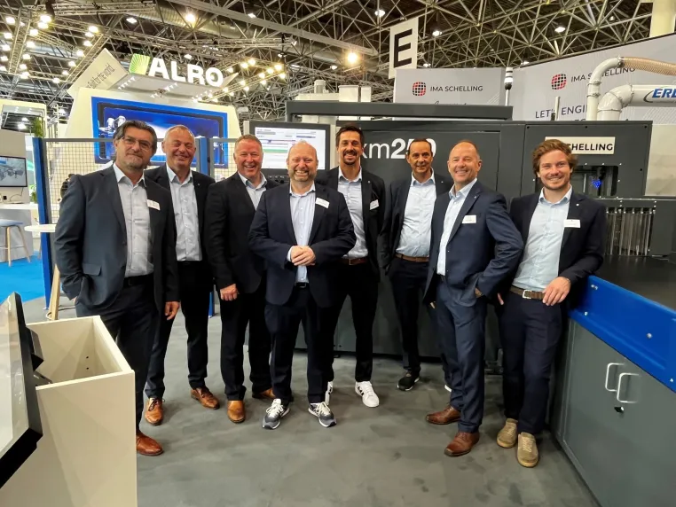 IMA Schelling auf der ALUMINIUM 2026 - Vier Sekunden Taktzeit: Neue Ablängsäge xm 250 feiert Weltpremiere Bild: IMA Schelling auf der ALUMINIUM 2026 - Vier Sekunden Taktzeit: Neue Ablängsäge xm 250 feiert Weltpremiere