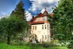 Bild: Günstiger Urlaub und Kururlaub in schönem Niederschlesien - Villa Vital lädt zur Erholung und Kur ein