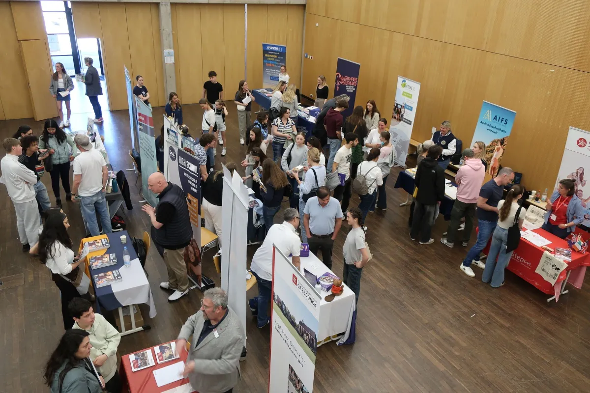 Beratungsstände auf der JugendBildungsmesse