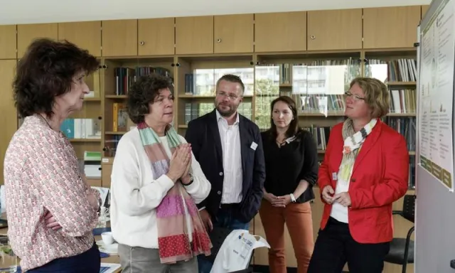 Wissenschaftsministerin Stange würdigt Ernährungscluster nutriCARD Bild: Wissenschaftsministerin Stange würdigt Ernährungscluster nutriCARD