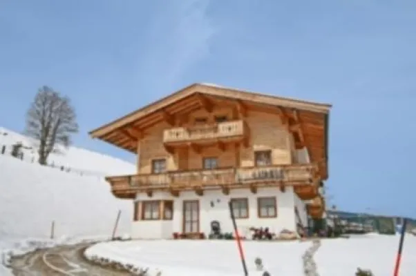 Bild: Langlaufen in Schweden und Snowboarden in der spanischen Sierra Nevada