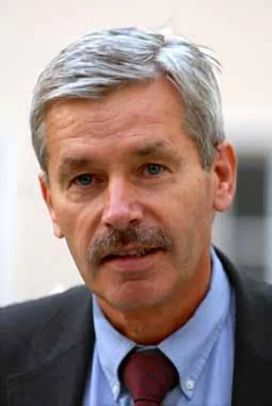 Univ.-Prof. (USA) Dr. med. Rudolf W. Beisse ist neuer Chefarzt im Wirbelsäulenzentrum der Orthopädischen Klinik München-Harlaching