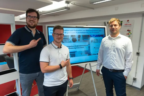 FH Südwestfalen kurbelt Automatisierung in Unternehmen an Bild: FH Südwestfalen kurbelt Automatisierung in Unternehmen an