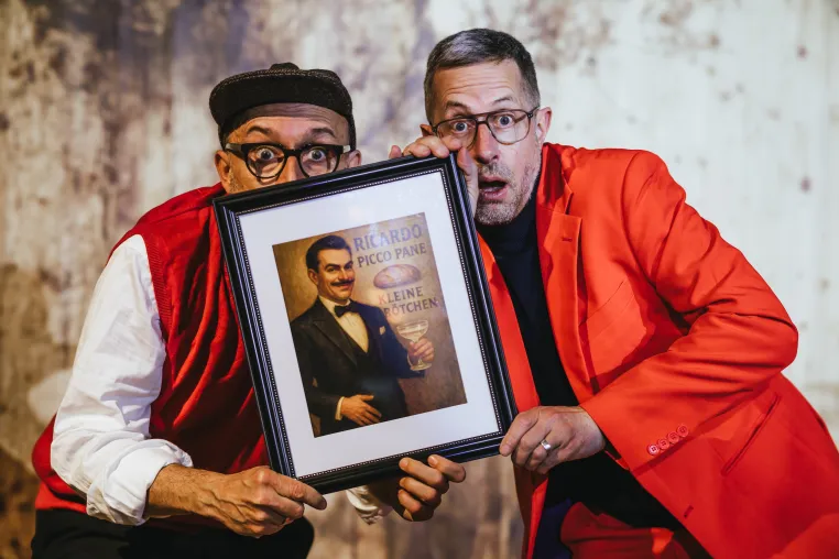 Bild: Mörderisch gute Weihnachtsfeier im Herzen Berlins: Theater krimimobil gastiert im maritim proArte Hotel