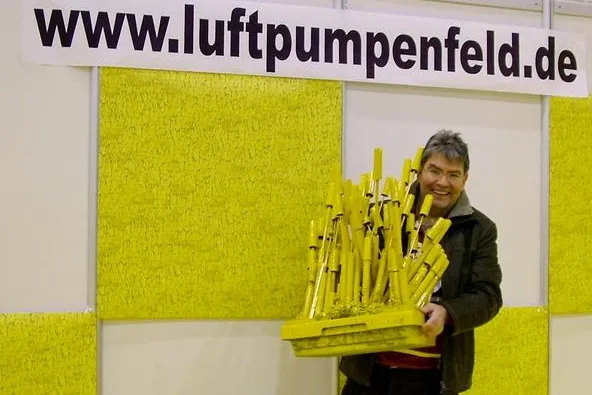 Startschuss für Ruhr.2010. Rudolf Kley: " Hoffentlich hört jemand den Knall!“ Bild: Startschuss für Ruhr.2010. Rudolf Kley: " Hoffentlich hört jemand den Knall!“