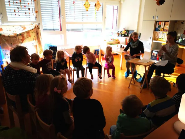 Bild: Vorlesetag 2018 - Große lesen Kleinen vor