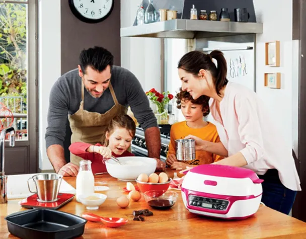 Neu von Tefal: Der Kuchenbackautomat Cake Factory Bild: Neu von Tefal: Der Kuchenbackautomat Cake Factory