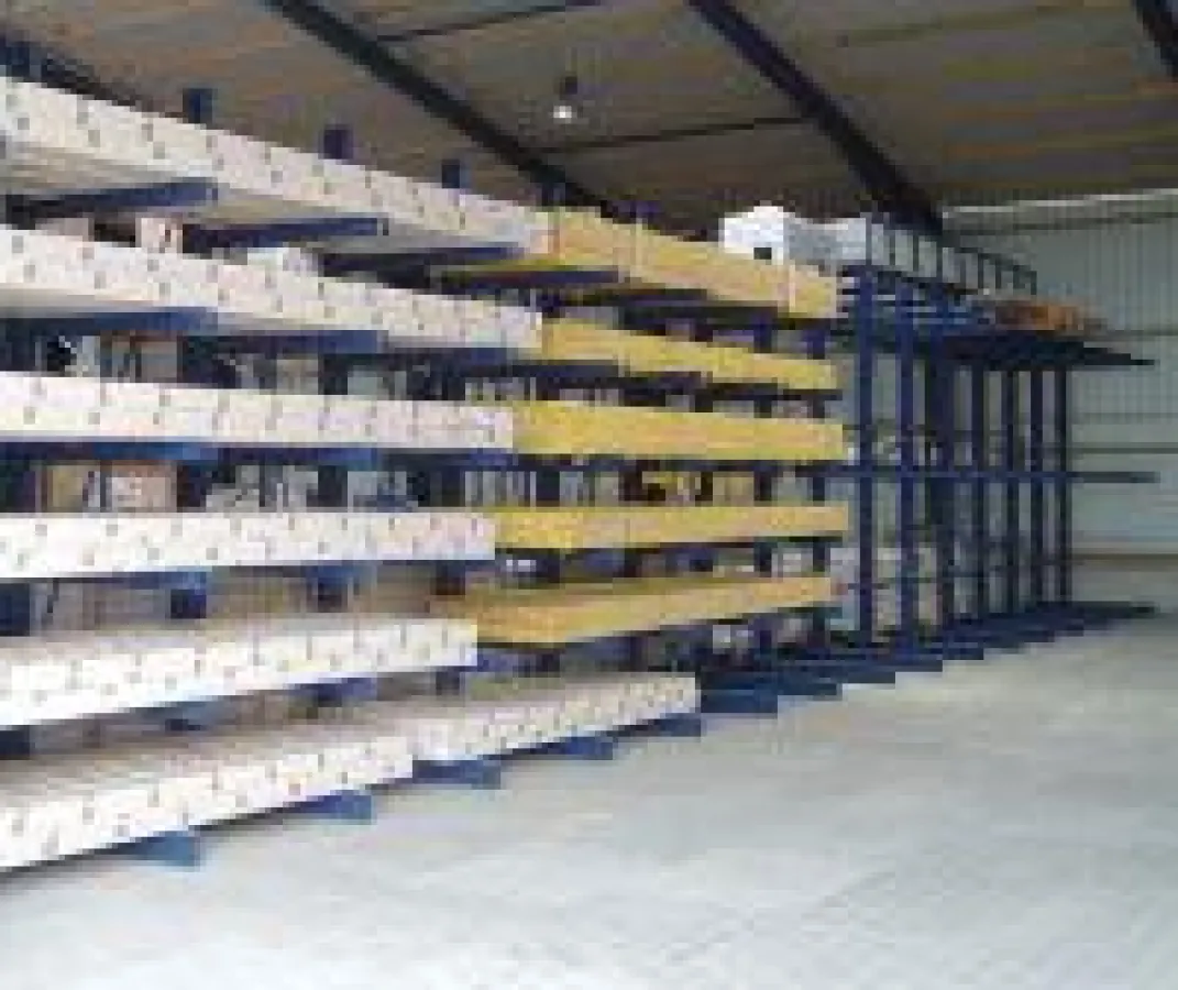 Kragarmregale von Lagertechnik Hahn & Groh bieten größtmögliche Flexibilität