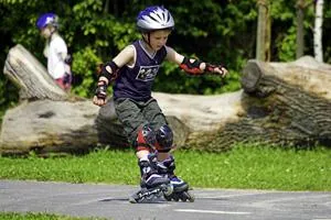 Bild: Unterscheidungsmerkmale zwischen Kinderinvaliditätsversicherung und Kinderunfallversicherung
