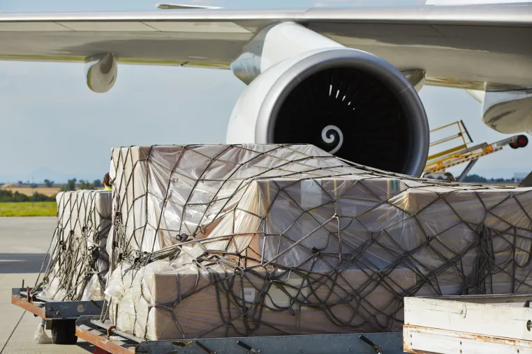 Bild: Effiziente Luftfracht Transporte mit Luftfracht.Global nach Kasachstan mit Zollabwicklung